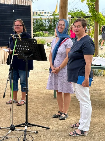Renate Baudy als Maria Magdalena beim Gottesdienst