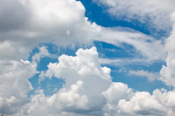 Quelle: Mint Foto/Pixabay Wolken am Himmel