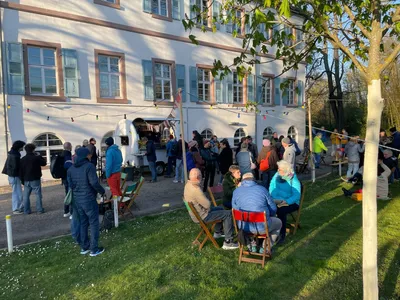 Image Bild der Initiative "Sozialer Biergarten STEPHI" der Südkreuzgemeinde